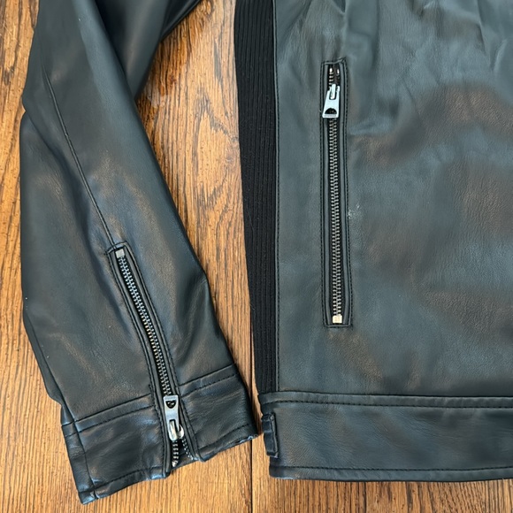 Guess moto jacket - size M - Picture 2 of 11